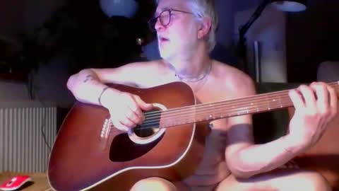 Amberr11 online show from 2, 12, 2025