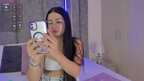 Snapshot of amberrferreira chatting on 11, 12, 2024 Amber Ferreira online show from 11, 12, 2024