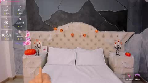 Snapshot of amberrgrey_ chatting on 7, 10, 2025 Amber Grey online show from 7, 10, 2025