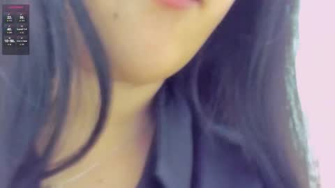 Snapshot of ambersousa chatting on 7, 11, 2025 online show from 7, 11, 2025