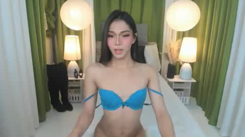 Snapshot of ambervixen69 chatting on 21, 9, 2025 BIGCOCK AMBER online show from 21, 9, 2025
