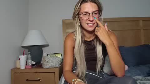 ambie bambi amber griz online show from 23, 7, 2026