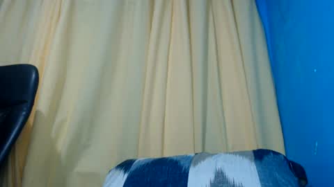 Snapshot of ambisyosa_moore chatting on 19, 7, 2026 Marie online show from 19, 7, 2026
