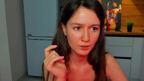 Snapshot of ameli_moon chatting on 17, 1, 2025 Eileen online show from 17, 1, 2025
