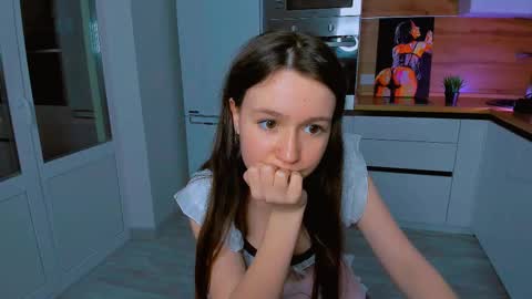 Snapshot of ameli_moon chatting on 28, 2, 2025 Eileen online show from 28, 2, 2025
