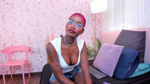 Snapshot of amelia_adms chatting on 10, 4, 2026 Amelia Adams online show from 10, 4, 2026