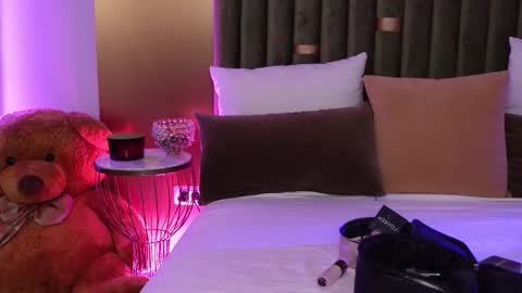 Amelia online show from 18, 11, 2025