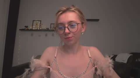 Amelia   online show from 9, 3, 2025