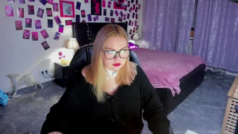 Amelia online show from 8, 4, 2026