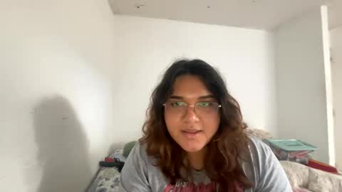 Amelia Vasquez online show from 3, 1, 2025