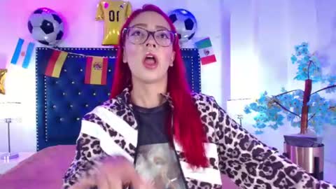 Snapshot of amelie_adamsx chatting on 6, 7, 2026 Amelie online show from 6, 7, 2026