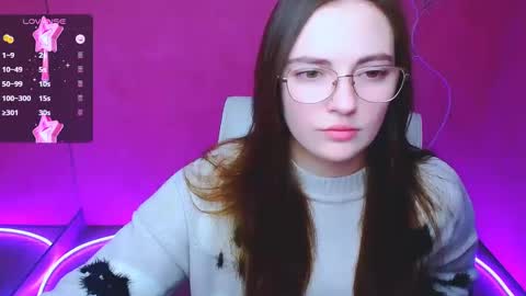 Amelie online show from 2, 2, 2025