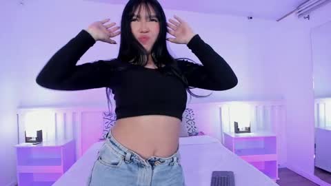 Snapshot of amelii_gh chatting on 13, 4, 2026 Ameli online show from 13, 4, 2026