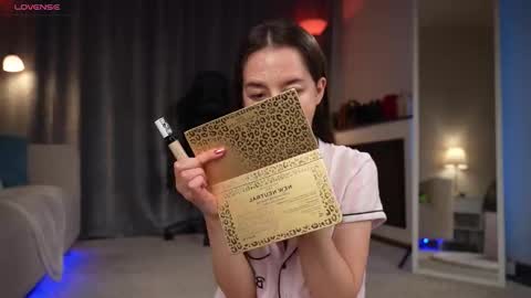 Amy  online show from 10, 10, 2025