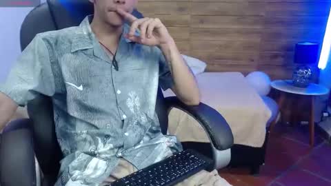 Snapshot of amethystshadow chatting on 14, 10, 2025 amethystshadow online show from 14, 10, 2025