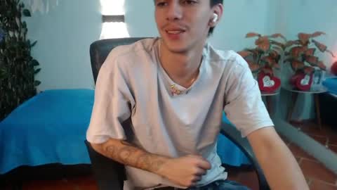 amethystshadow online show from 8, 4, 2026