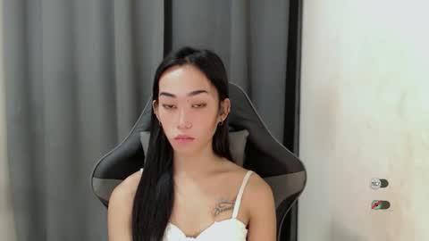 Snapshot of ami_lewis chatting on 27, 12, 2024 JOANNA online show from 27, 12, 2024