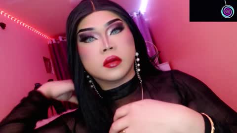 Queen Mireska online show from 3, 11, 2025