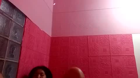 Amia online show from 2, 12, 2025