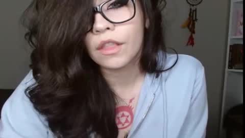 amilust online show from 22, 12, 2025