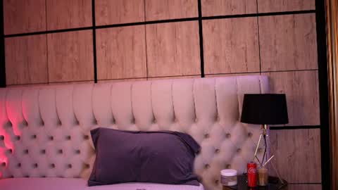 Snapshot of amiraaluxe chatting on 15, 6, 2026 Amira online show from 15, 6, 2026