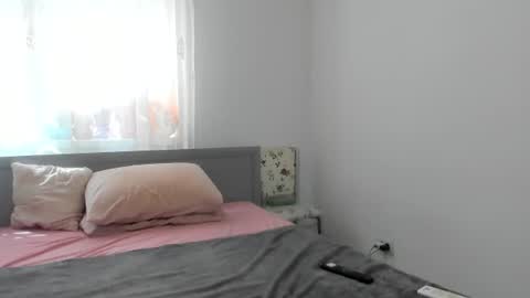 Amira Vyxen online show from 6, 7, 2026