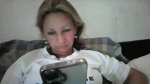 Paula D online show from 15, 7, 2026