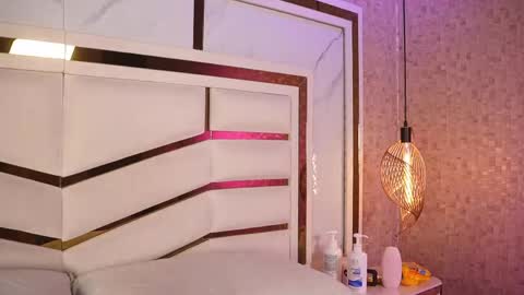 ammy durand online show from 22, 4, 2026