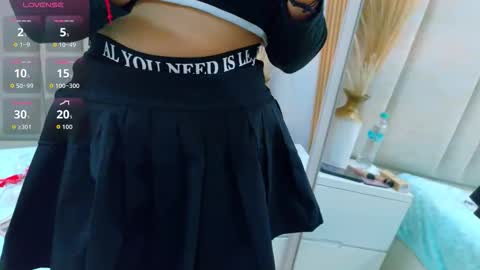    online show from 15, 12, 2025