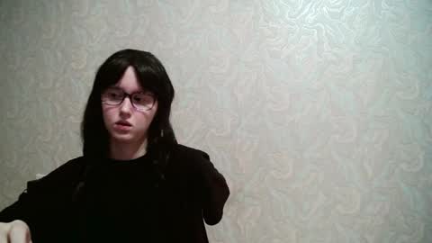 Amomira honeyx online show from 28, 3, 2026