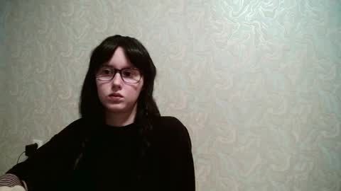 Amomira honeyx online show from 29, 3, 2026