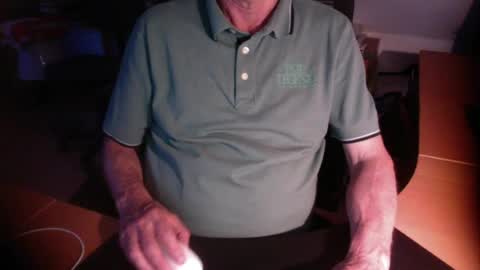 Snapshot of amor2200 chatting on 8, 8, 2026 Amor2200 online show from 8, 8, 2026