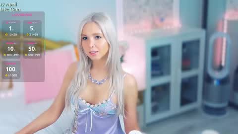  Im the first transgender post-op model on haturbate. I have a new sweet pussy... online show from 17, 4, 2026