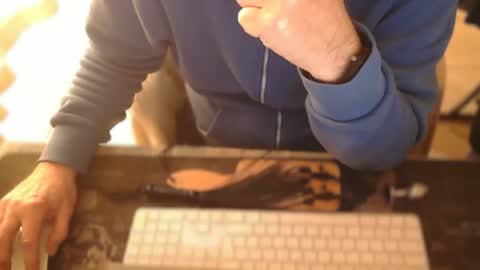 amslave4f online show from 23, 3, 2026