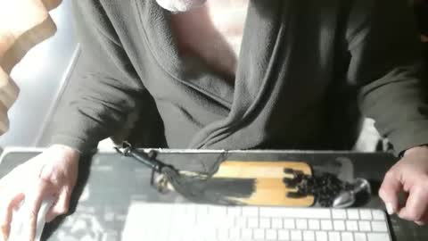 Snapshot of amslave4f chatting on 4, 5, 2026 amslave4f online show from 4, 5, 2026