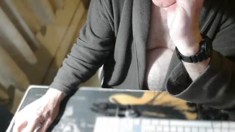 Snapshot of amslave4f chatting on 9, 7, 2026 amslave4f online show from 9, 7, 2026