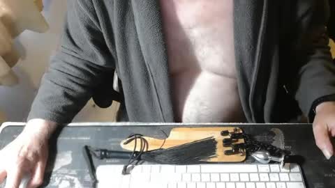 Snapshot of amslave4f chatting on 22, 7, 2026 amslave4f online show from 22, 7, 2026