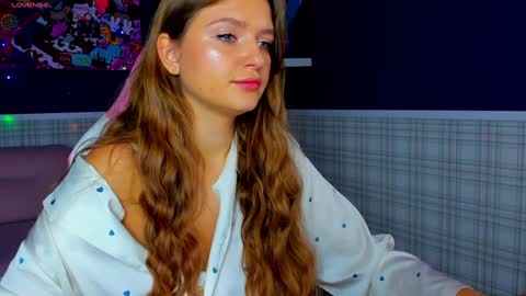 Snapshot of amy__wood chatting on 18, 12, 2024 AmyGMT 2 Mon-Sun 0300am-0900am online show from 18, 12, 2024