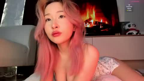 Snapshot of amy_akim chatting on 8, 7, 2026 Amy Akime online show from 8, 7, 2026