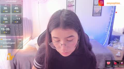 Amy sophia 3 online show from 7, 1, 2025