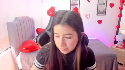 Amy sophia 3 online show from 15, 2, 2025