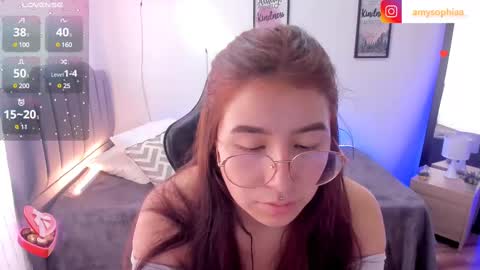 Amy sophia 3 online show from 26, 2, 2025