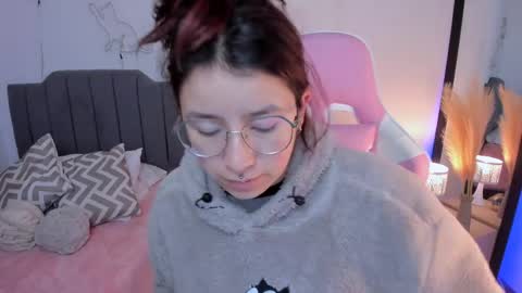 Amy sophia 3 online show from 9, 4, 2026