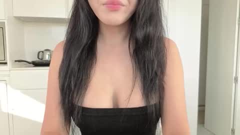 girl next door named Amy online show from 18, 1, 2026