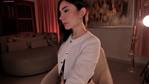 Amy Armstrong online show from 5, 1, 2025