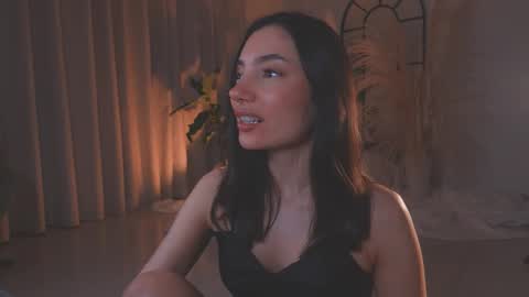 Amy Armstrong online show from 18, 9, 2025