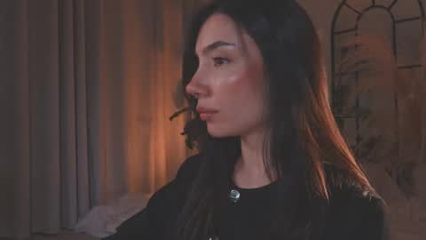 Amy Armstrong online show from 2, 10, 2025