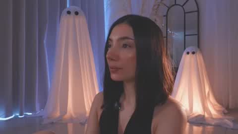 Amy Armstrong online show from 21, 10, 2025