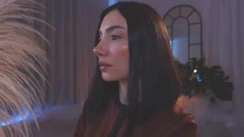 Amy Armstrong online show from 16, 11, 2025