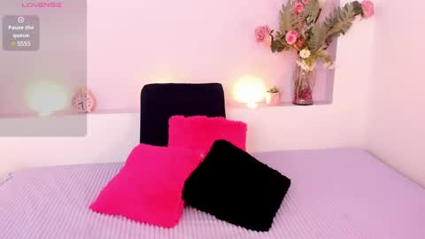 My name is AMY... Nice to meet you  thumb up me please its important online show from 27, 12, 2024